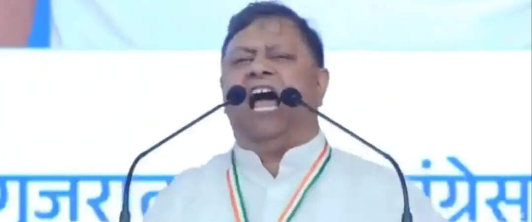 कांग्रेस के राष्ट्रीय अधिवेशन में पार्टी हाईकमान के सामने आलोक मिश्रा ने नवनियुक्त नगर अध्यक्ष पर लगाये गम्भीर आरोप