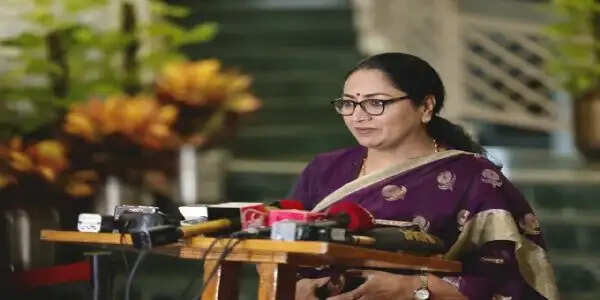 दिल्ली कैबिनेट: तय समय सीमा में मिलेंगी सरकारी सेवाएं, विधयेक को मंजूरी
