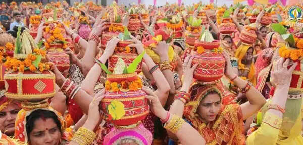 2000 कलश यात्रा के साथ 208 अखंड रामायण पाठ का भव्य शुभारंभ