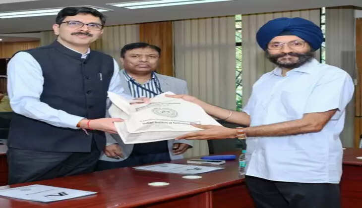 कानपुर आईआईटी में चल रहे अनुसंधानों को केन्द्रीय ऊर्जा सचिव ने सराहा