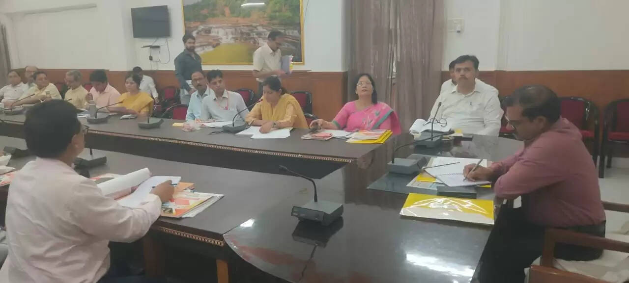 बीएड प्रवेश परीक्षा 2025-27 : नकलचियों पर नकेल, प्रशासन ने कसी कमर