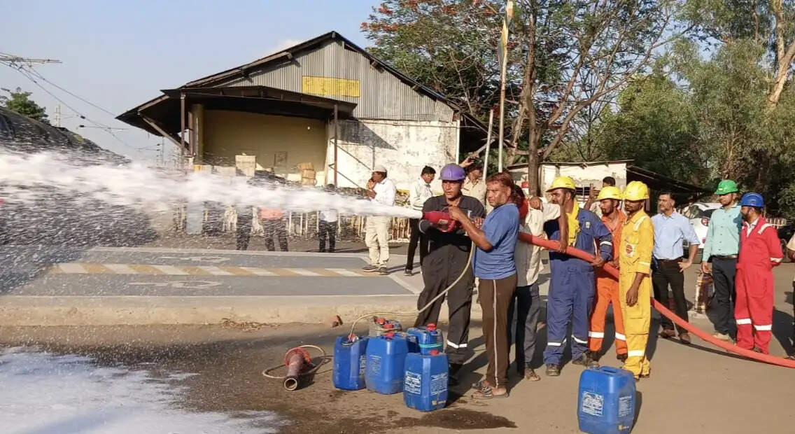 भिटोनी रेलवे स्टेशन पर अग्निशमन मॉक ड्रिल संपन्न
