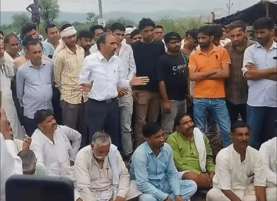 पांचना बांध विवाद: आंदोलन के बाद करौली में इंटरनेट बंद, मंत्रियों से वार्ता के बाद किसानों ने खत्म किया धरना