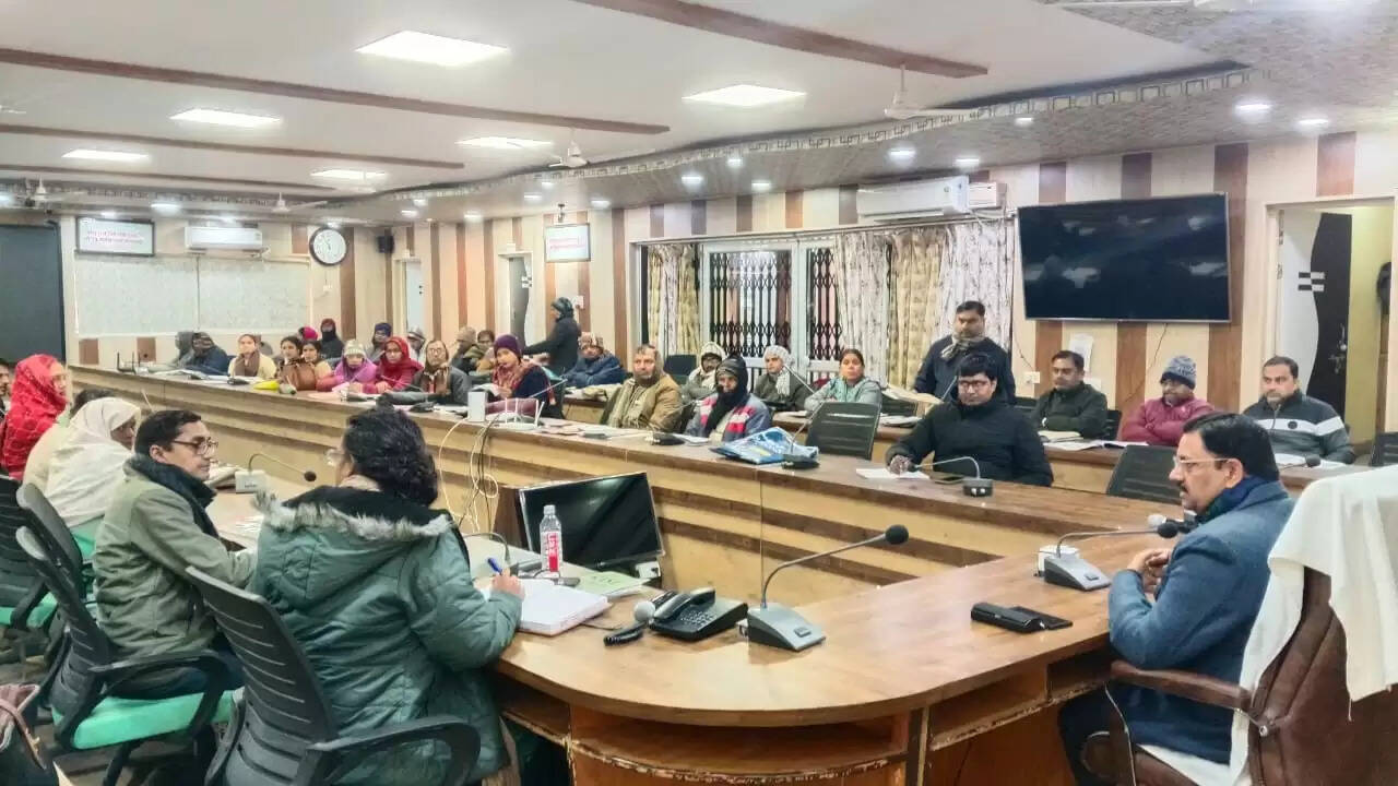 मतदाता सूची को त्रुटिविहीन बनाने के निर्देश, बीएलओ को दिया विशेष प्रशिक्षण