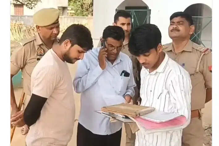 संभल में सरकारी जमीन पर बनी मिली महबूल्ला शाह की मजार, श्रीकल्कि सेना की शिकायत पर प्रशासन ने की पैमाइश