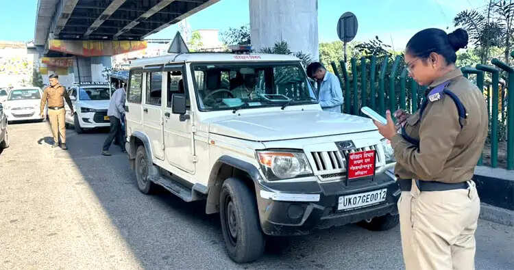 हरिद्वार में परिवहन विभाग की बड़ी कार्रवाई, 69 चालान, नौ वाहन सीज