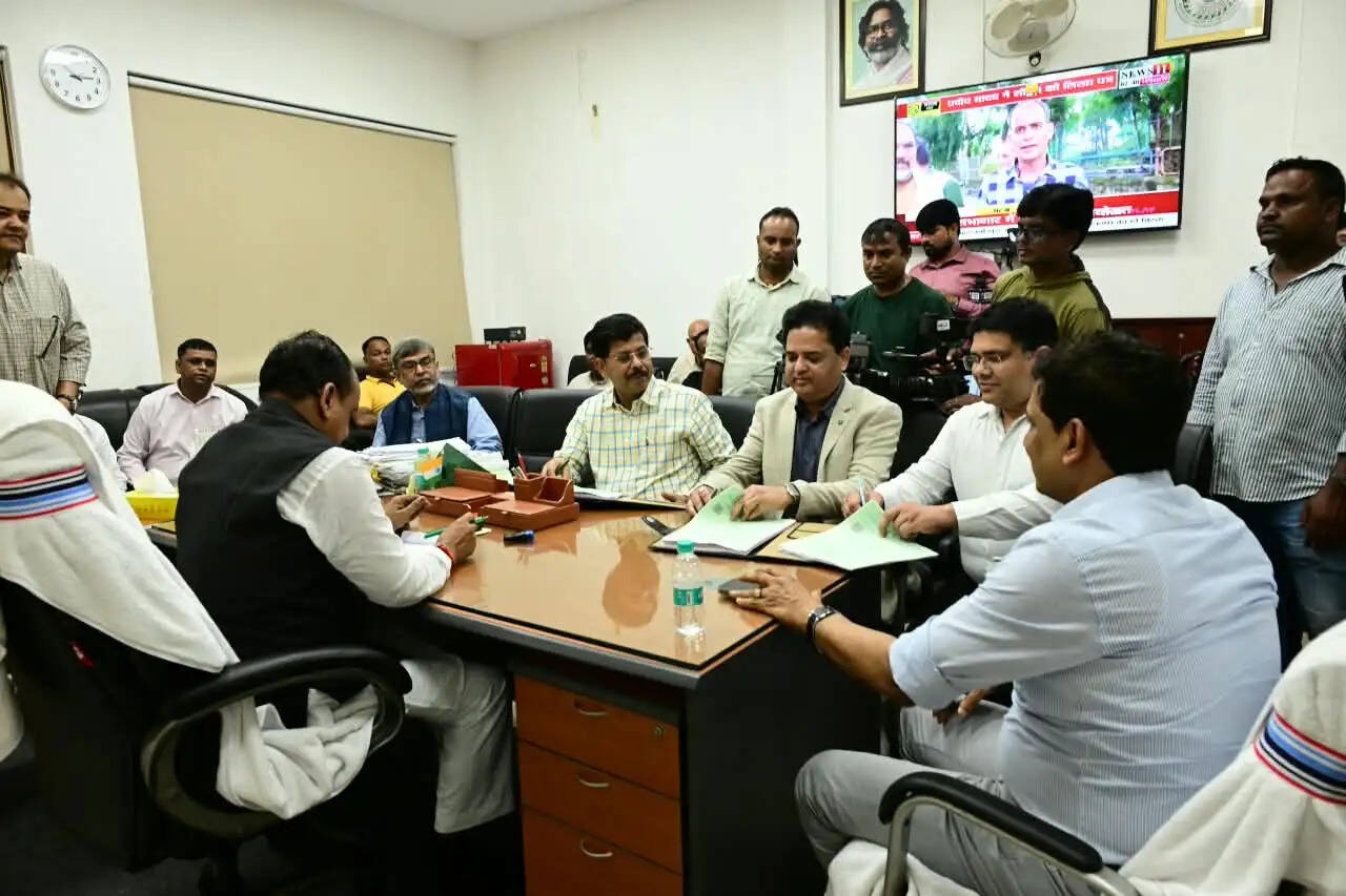 झारखंड में एक कॉल पर मिलेगा ब्लड, स्वास्थ्य विभाग ने किया एमओयू