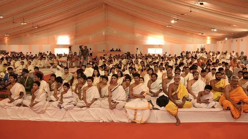 मप्र के ओंकारेश्वर में हुआ पांच दिवसीय एकात्म पर्व, शंकरदूत के रुप में दीक्षित हुए देश-विदेश के 700 युवा