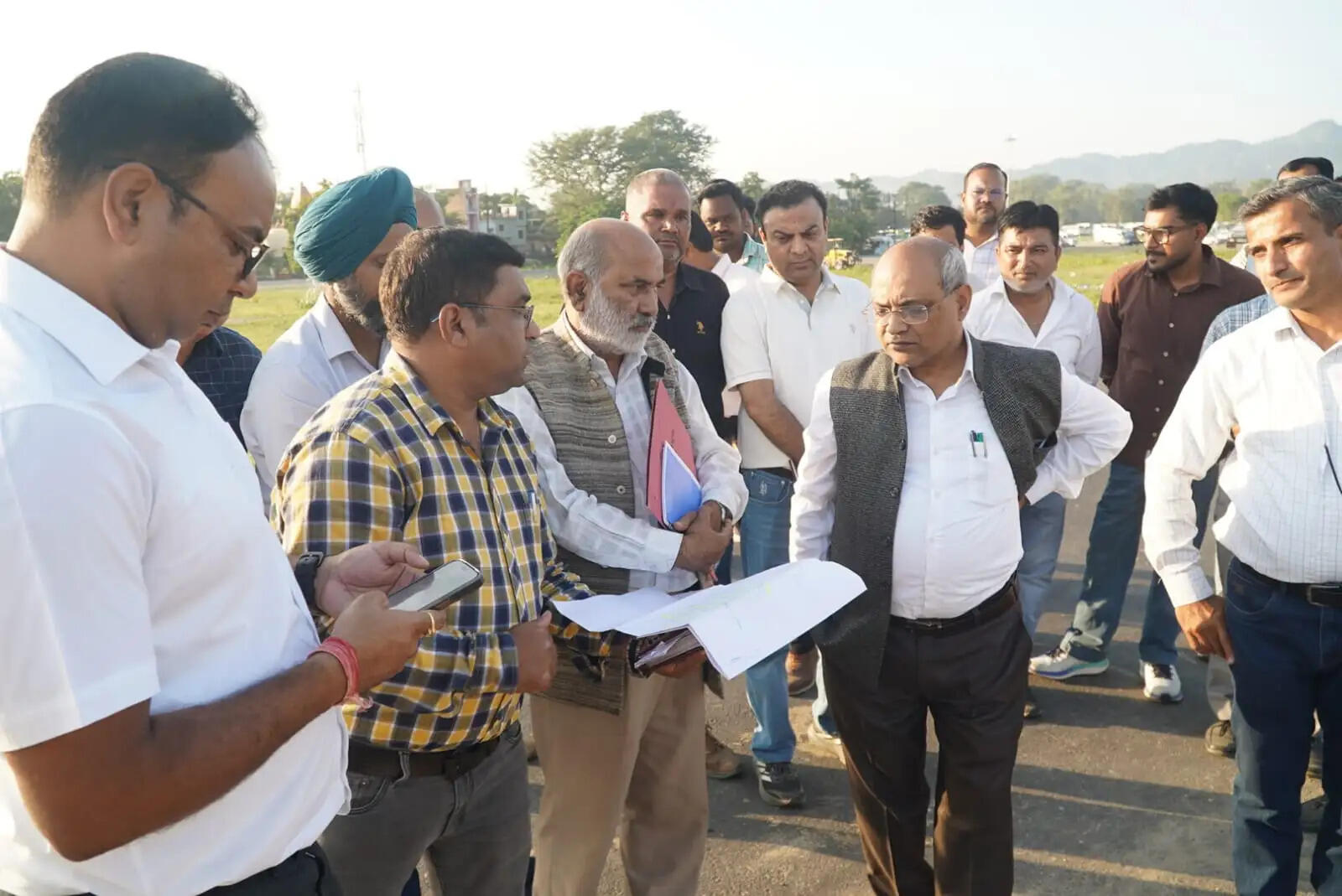 कुंभ-2027 की तैयारियों का मंडलायुक्त ने किया निरीक्षण