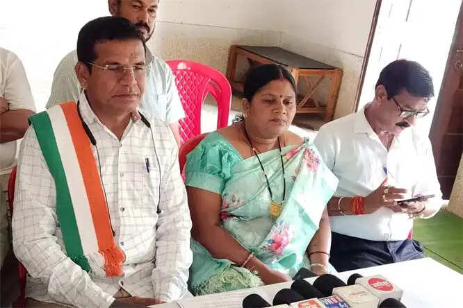 नीट पेपर लीक की नैतिक जिम्मेदारी लेते हुए शिक्षा मंत्री तत्काल इस्तीफ दें : मोहन मरकाम