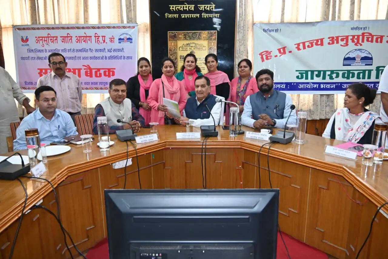स्कूली छात्रा से भेदभाव मामले में अनुसूचित जाति आयोग ने मांगी रिपोर्ट