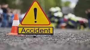 इंदौर में नगर निगम टैंकर की टक्कर से बुजुर्ग गंभीर&nbsp;घायल,&nbsp;दोनों पैर बुरी तरह क्षतिग्रस्त, टैंकर चालक फरार