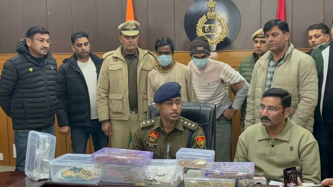 पानीपत पुलिस ने लाखाें की चाेरी के दाे आराेपियाें काे पकड़ा