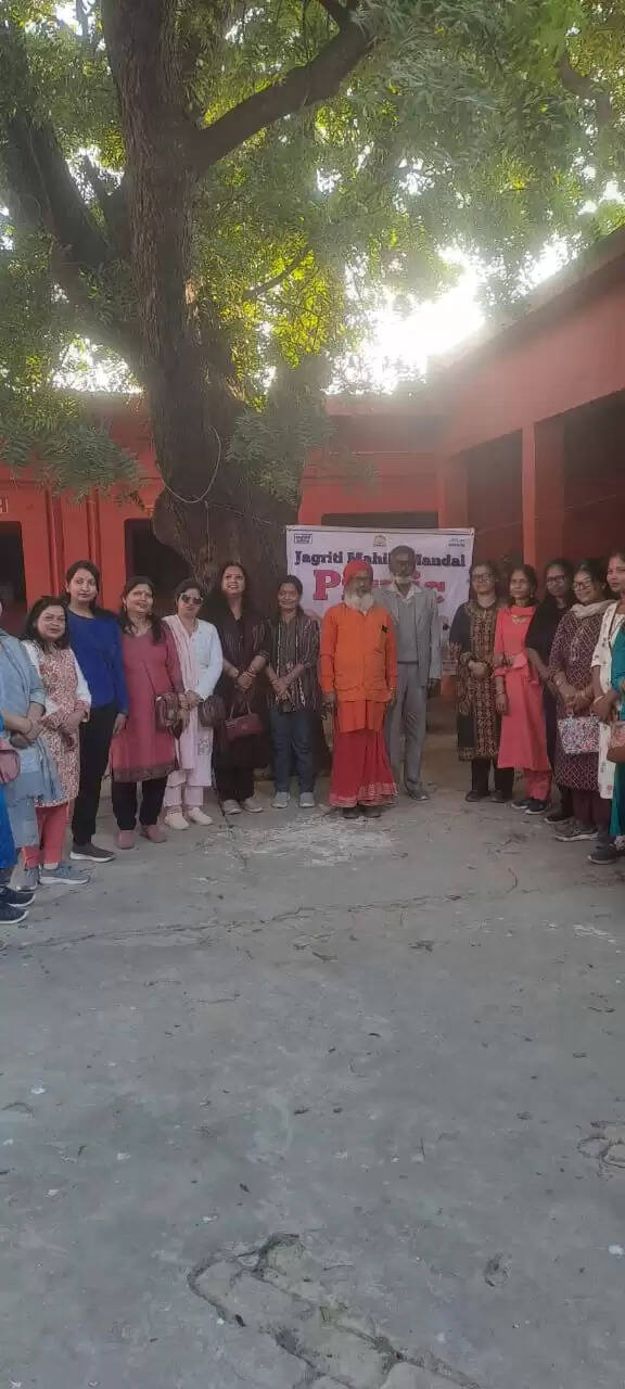 पंचनद धाम पहुंचीं एनटीपीसी की जीएम, स्नान कर किया दर्शन-पूजन