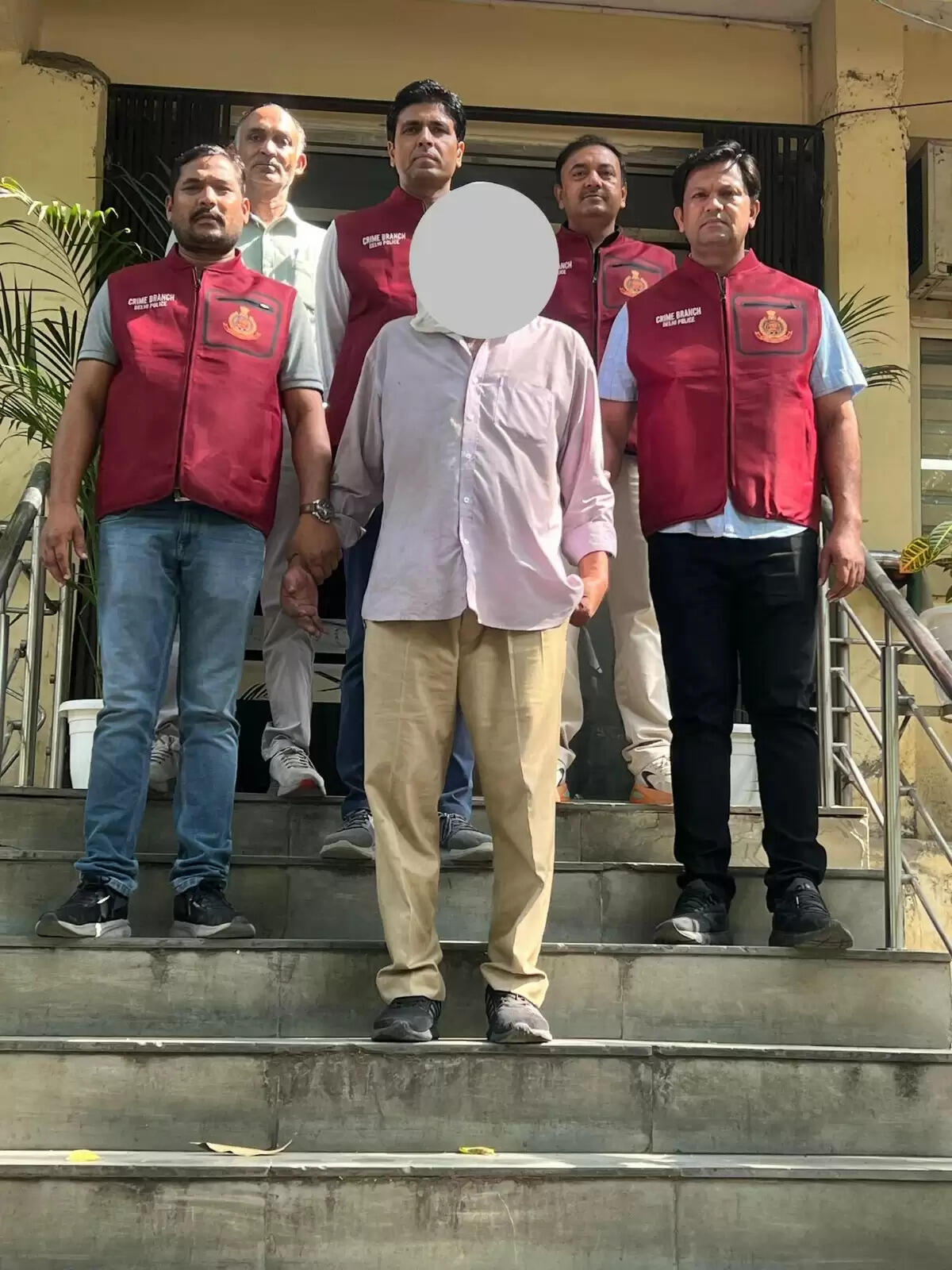 ड्रग्स तस्करी के मामले में आरोपित गिरफ्तार