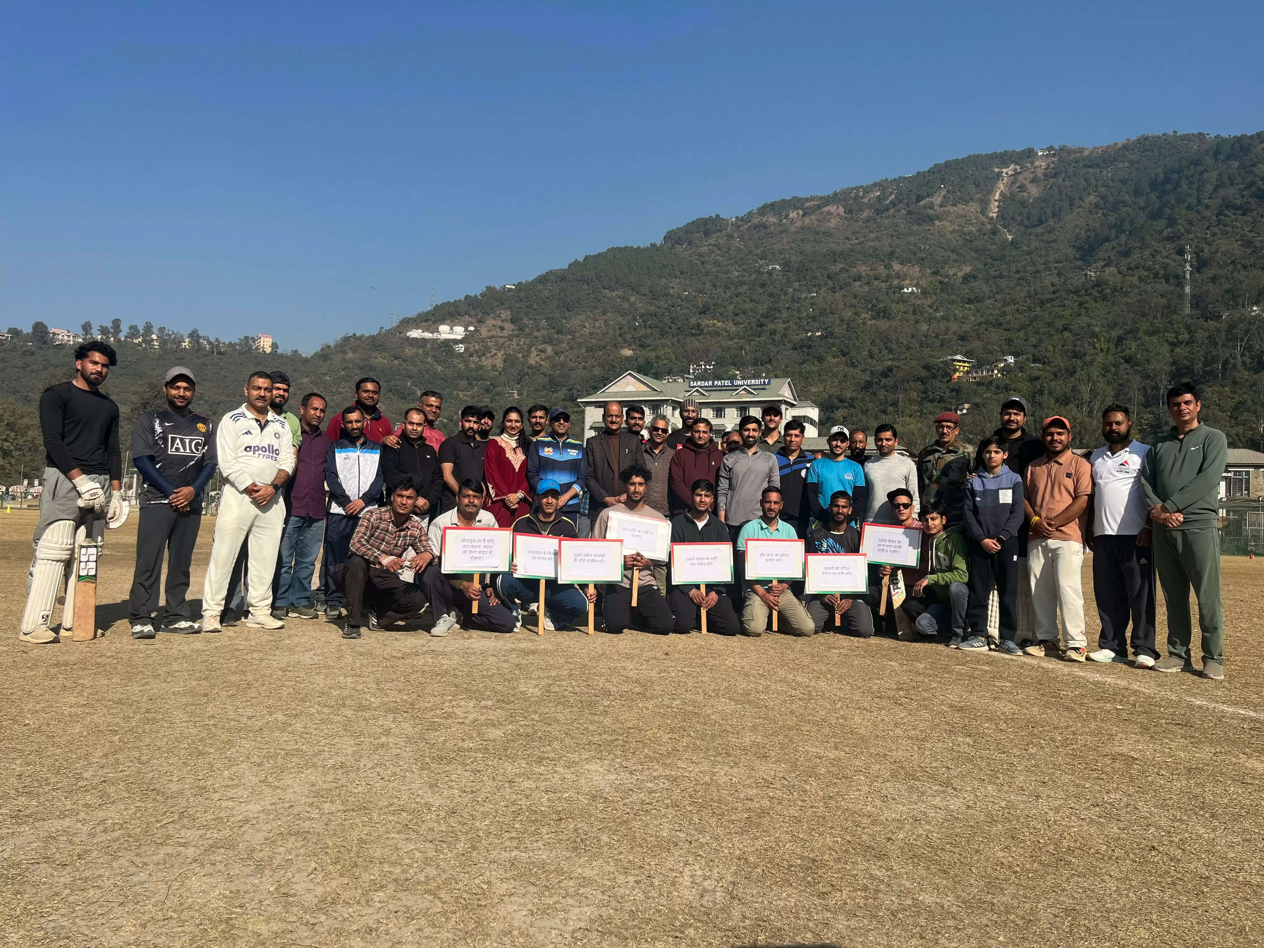 सड़क सुरक्षा को लेकर निबंध लेखन, भाषण, क्विज़ प्रतियोगिताओं एवं मैत्रीपूर्ण क्रिकेट मैचों का आयोजन