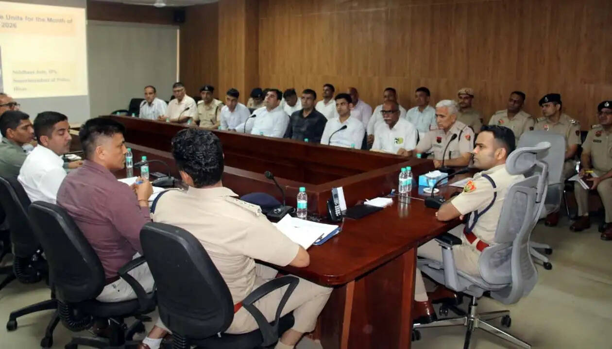 हिसार : यदि किसी की शिकायत झूठी मिले तो कार्रवाई सुनिश्चित करें : सिद्वांत जैन