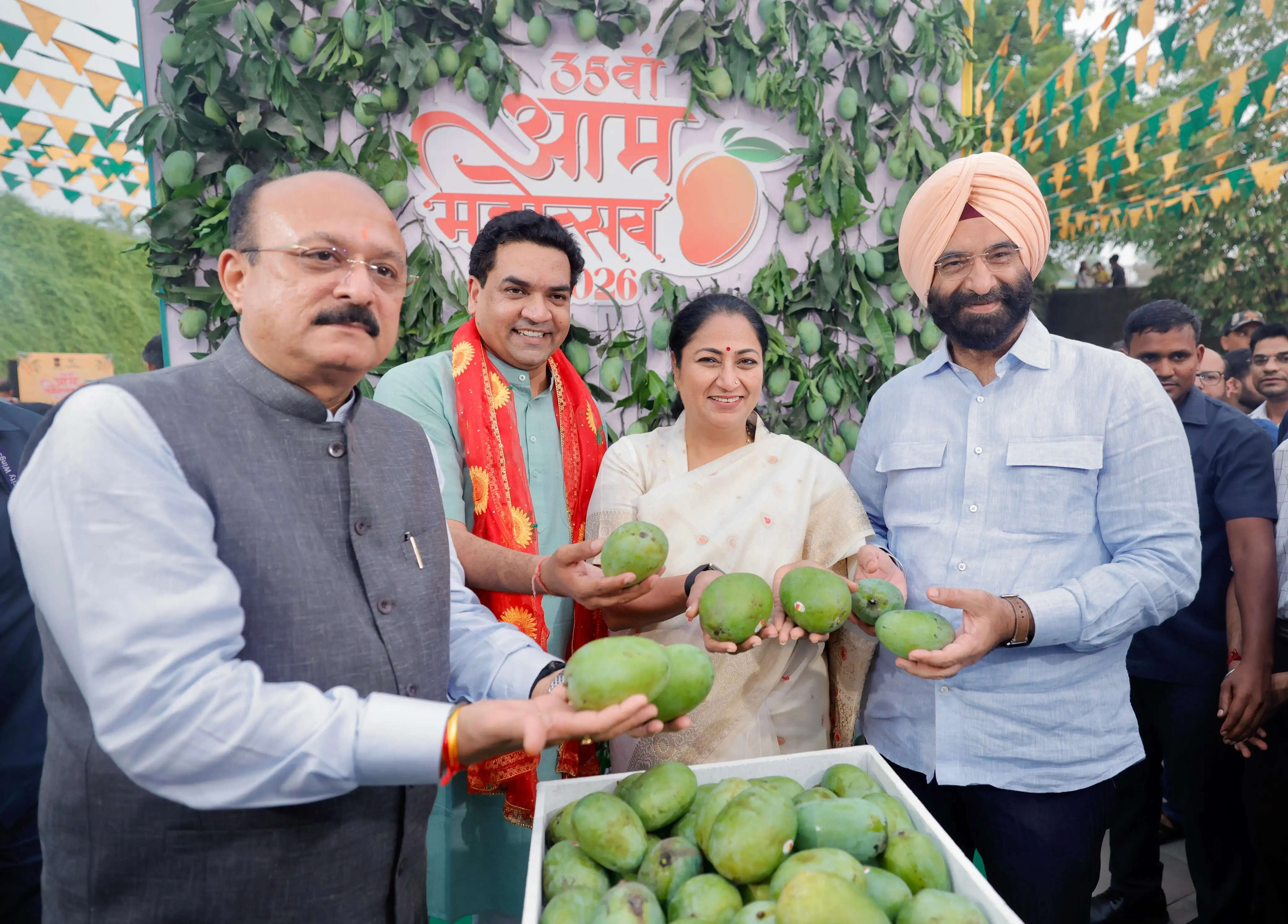 मुख्यमंत्री ने किया 35वें वार्षिक आम महोत्सव का शुभारंभ