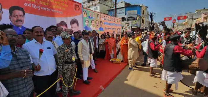 जगदलपुर : सर्व हिन्दू समाज ने 22 जनवरी को अवकाश घोषित करने मुख्यमंत्री को सौंपा ज्ञापन