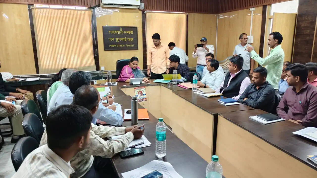 निंबाहेड़ा जनसुनवाई: 39 परिवादों की सुनवाई, कई का मौके पर निस्तारण