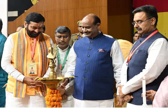 चुनौतियों के समाधान के लिए सामाजिक सहभागिता और प्रभावी विधायी नेतृत्व की आवश्यकता:नायब सिंह सैनी