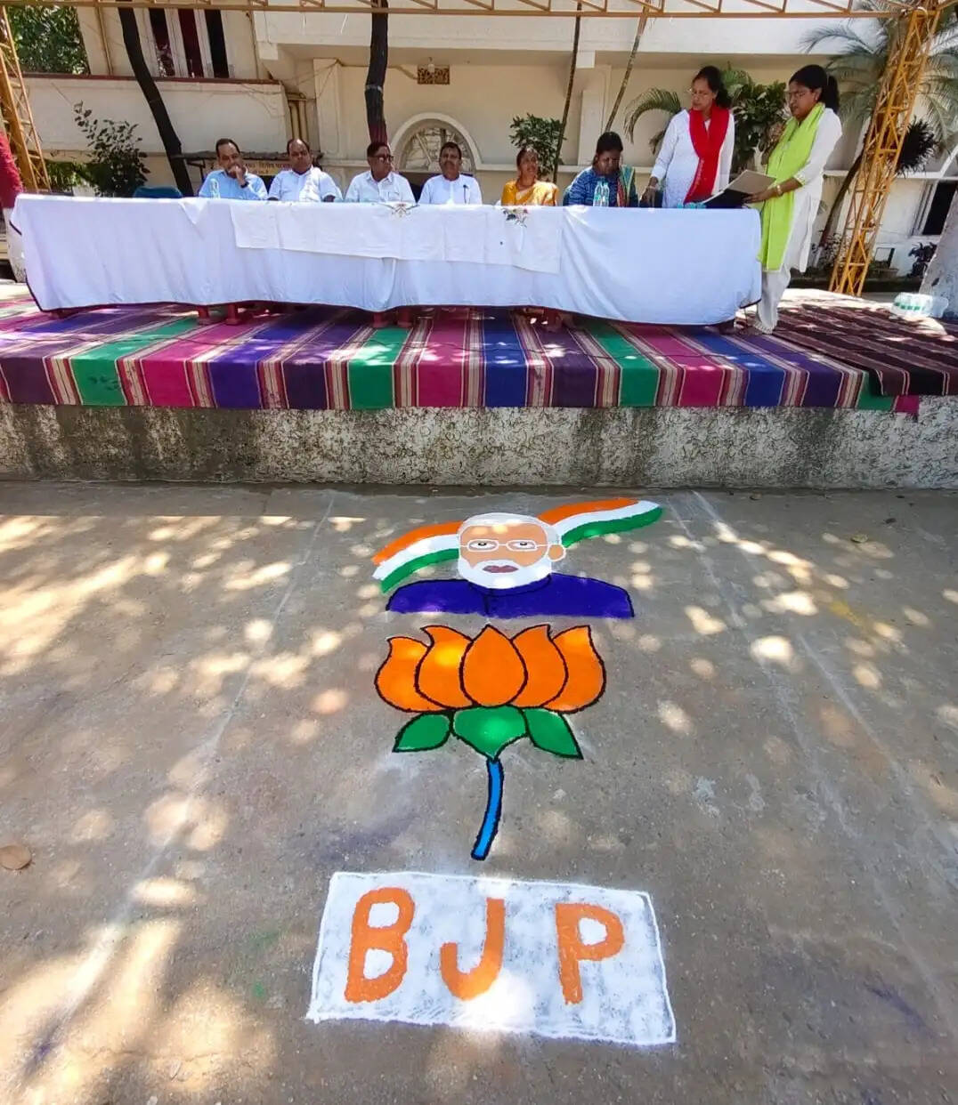 रंगोली उत्सव में विद्यार्थियों ने दिया सेवा और राष्ट्रभक्ति का संदेश