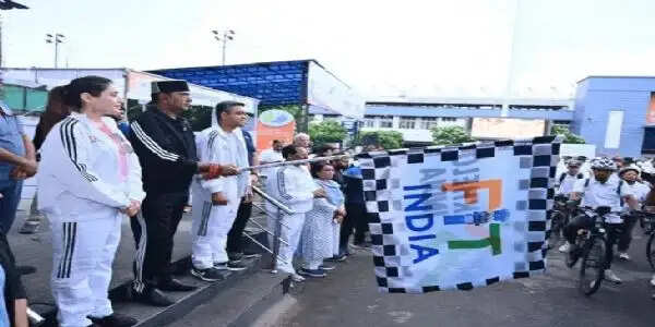भोपाल में विश्व साइकिल दिवस पर दिखा फिटनेस का जुनून, ‘संडे ऑन साइकिल’ अभियान में हजारों लोगों की भागीदारी