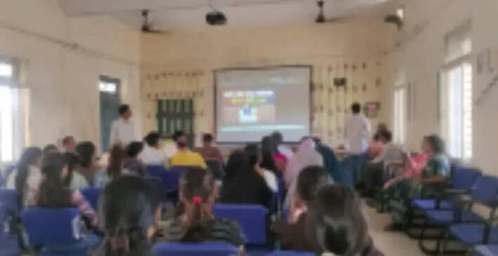 राजगढ़ःमहाविद्यालय में सियाचिन दिवस एवं नारी शक्ति वंदन सम्मेलन का आयोजन