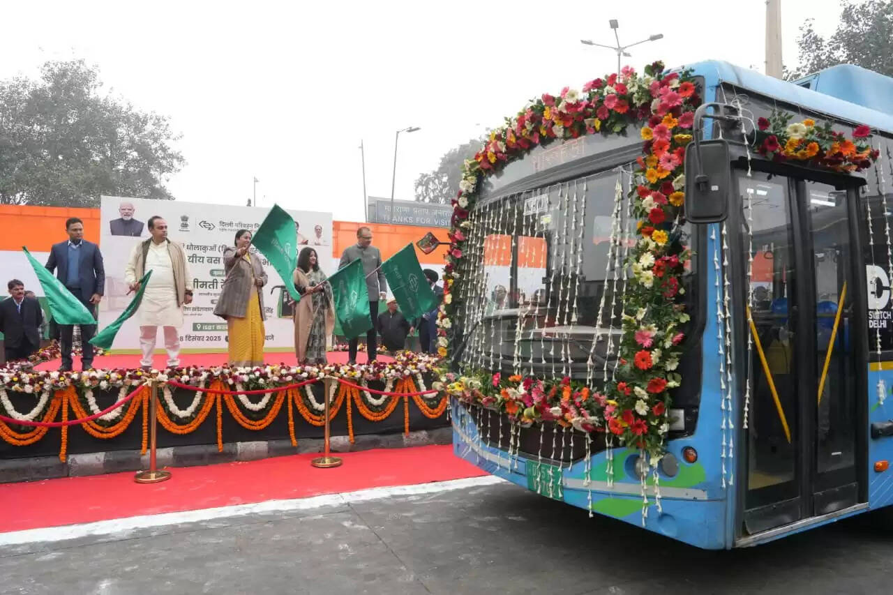 डीटीसी बेड़े में सौ ई बसें शामिल, धौला कुआं से धारूहेड़ा तक अंतरराज्यीय बस सेवा शुरू