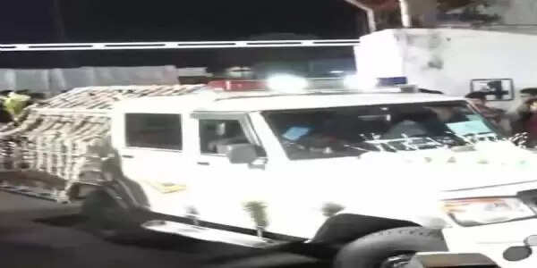 पहलगाम आतंकी हमला : बंगाल के दो पर्यटकों के शव कोलकाता पहुंचते ही पसरा मातम