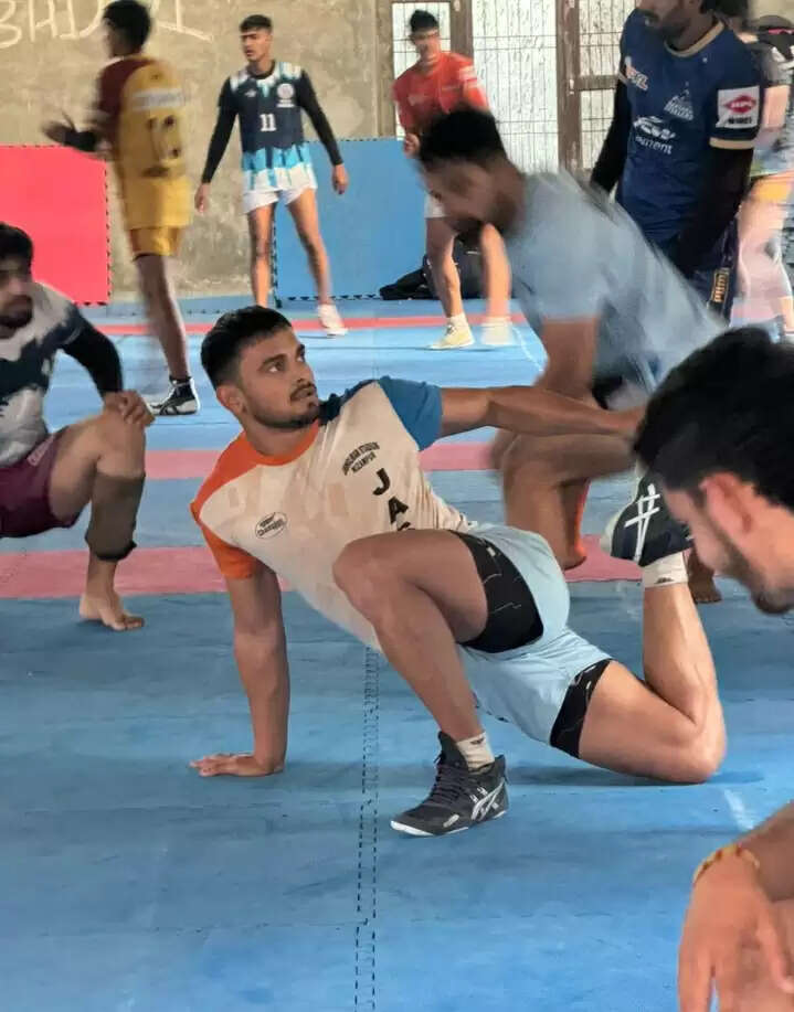 रोहतक रॉयल्स ने मुख्य कोच सुरेंद्र नाडा के नेतृत्व में की प्रशिक्षण शिविर की शुरुआत