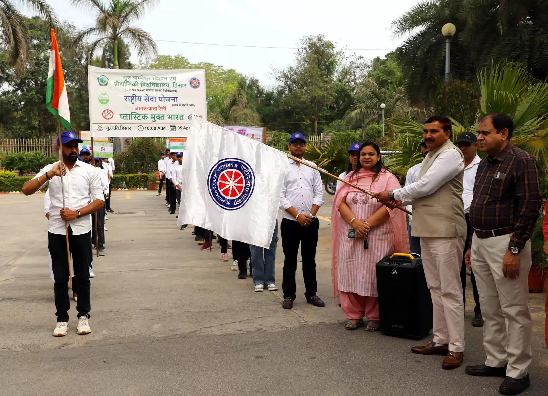 हिसार: दिन-प्रतिदिन बढ़ रहा प्रदूषण, प्लास्टिक एक मुख्य कारण : नरसी राम बिश्नोई