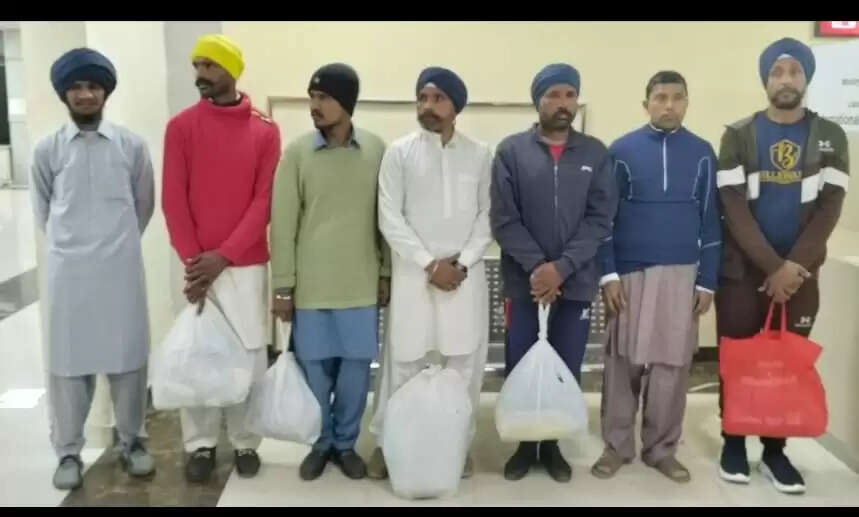 पाकिस्तान ने रिहा किए सात भारतीय नागरिक, अटारी बाघा बार्डर से पहुंचे भारत