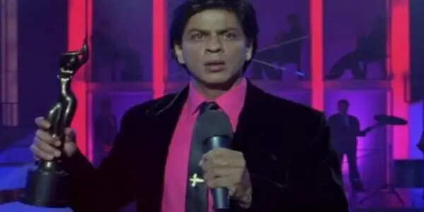 'द एकेडमी' के सोशल मीडिया पर छाया शाहरुख खान का डायलॉग