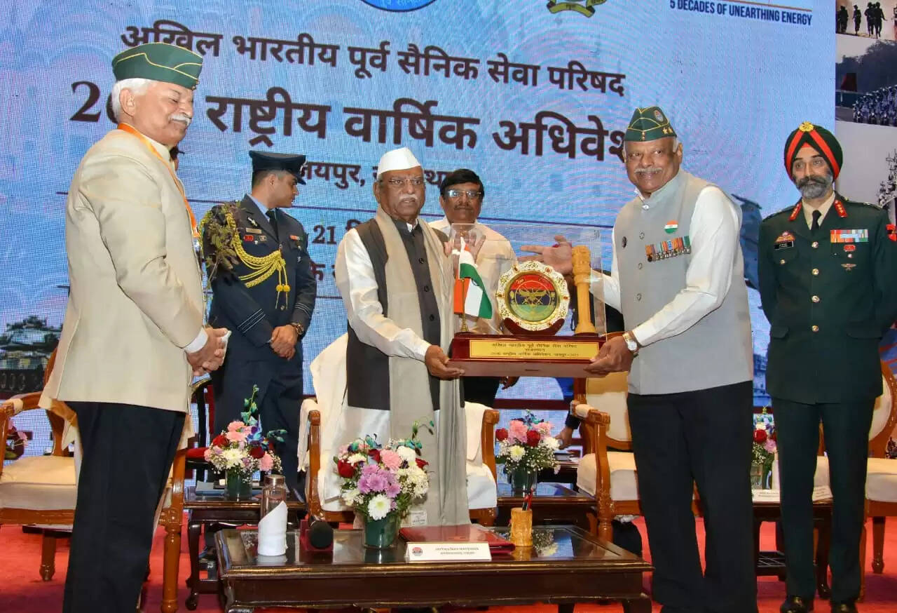 सैनिक शब्द ही रगों में जोश जगाने वाला है : राज्यपाल