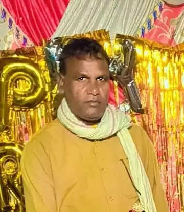 करंट की चपेट में आकर पूर्व बीडीसी के बेटे की मौत