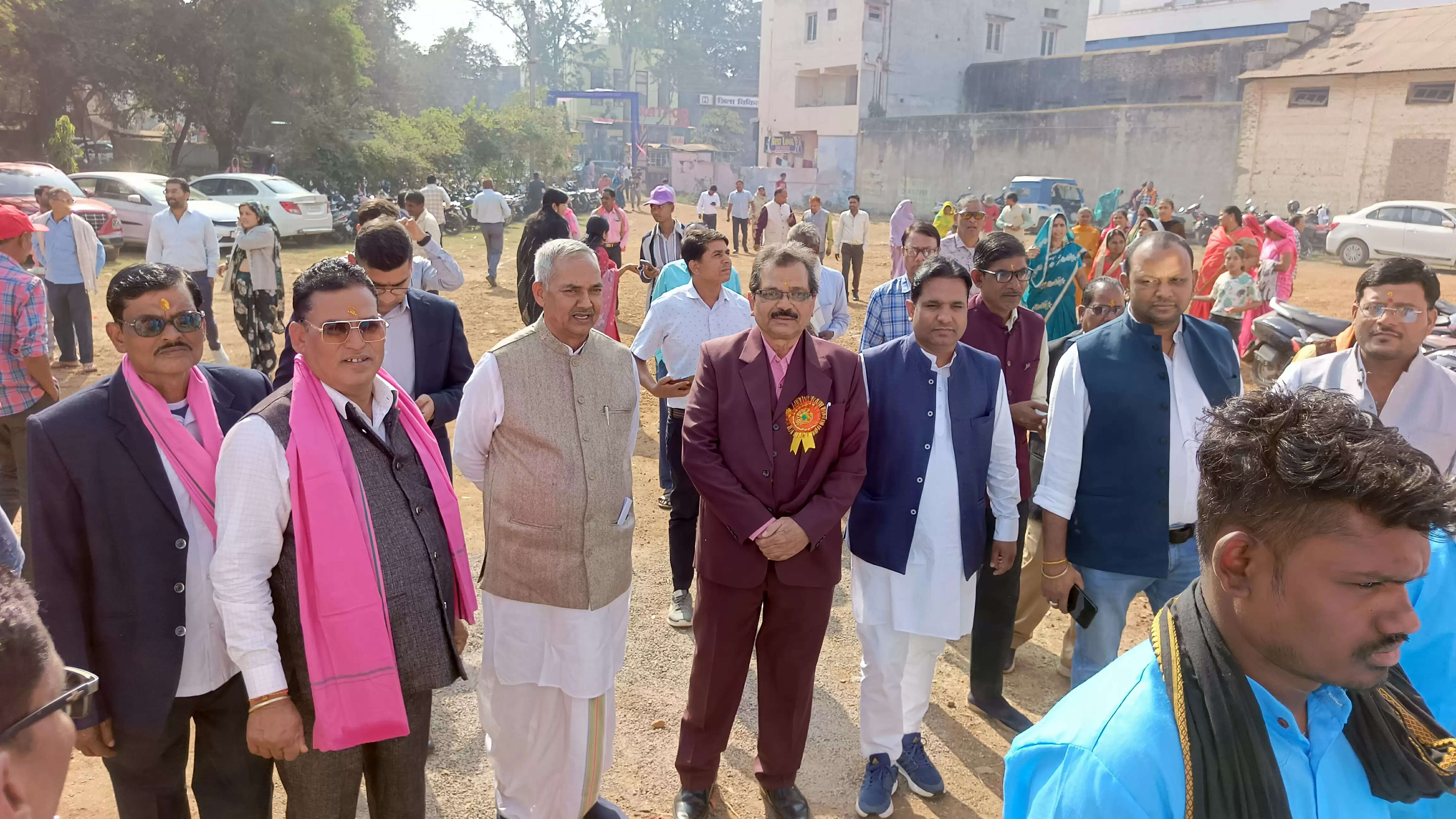 सिन्हा समाज मेहनतकश और संस्कारी समाज है : टंकराम वर्मा