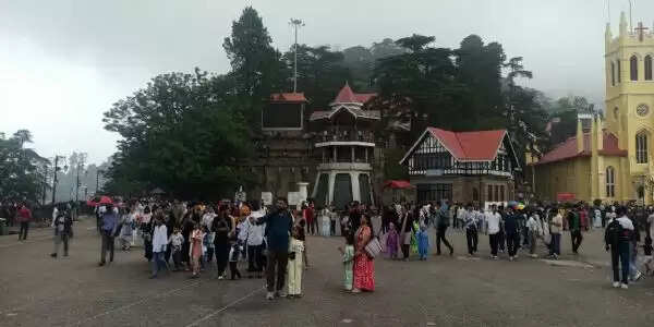 शिमला में पर्यटकों की बहार, होटलों में 90 फीसदी ऑक्यूपेंसी