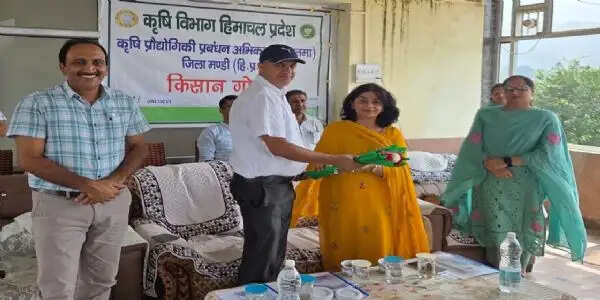 जैदेवी में किसान गोष्ठी, प्राकृतिक खेती और किसान रजिस्ट्री पर हुआ संवाद
