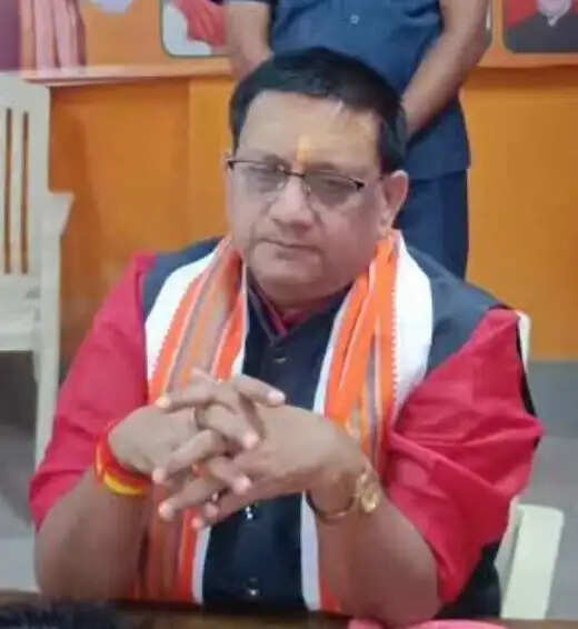 पथ निर्माण मंत्री ने मृतक के आश्रितों को सुविधा उपलब्ध कराये जाने को लेकर सचिव को लिखा पत्र