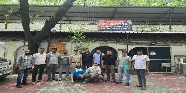 दिल्ली, मुंबई और बेंगलुरु में 16 बड़ी चोरियों को अंजाम देने वाले दो कुख्यात चोर गिरफ्तार