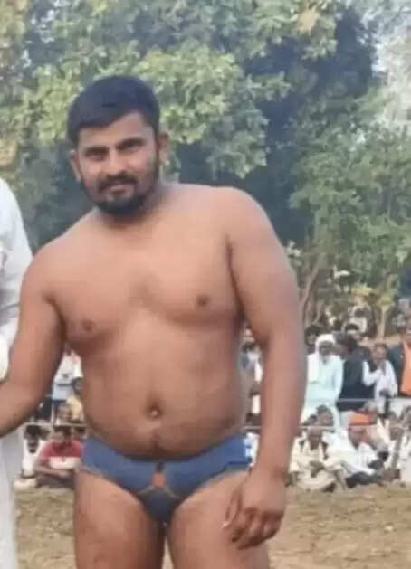 नगला मैया के पहलवान कुलदीप ने नेपाल में जीती कुश्ती, गांव में जश्न