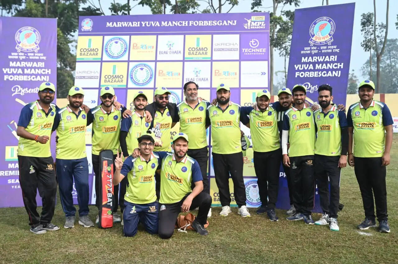 अल्फा फोर्ब्स और सनहर्ट इलेवन सेमीफाइनल में