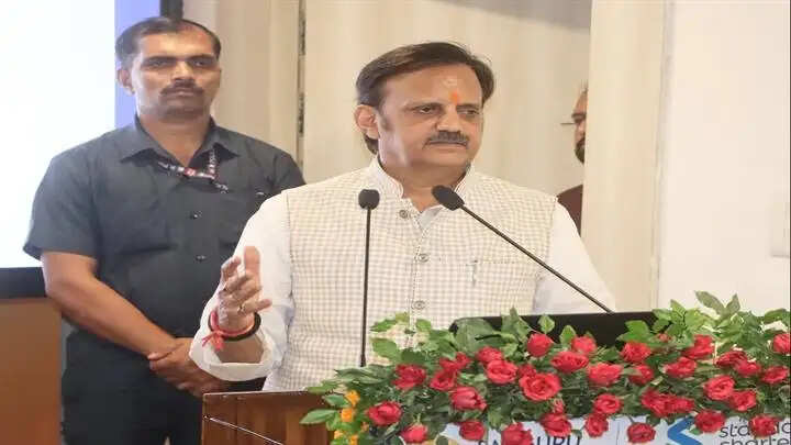 मप्रः ग्वालियर मेडिकल कॉलेज में 200 से बढ़कर 250 और रतलाम मेडिकल कॉलेज में 180 से बढ़कर 200 हुईं एमबीबीएस सीटें