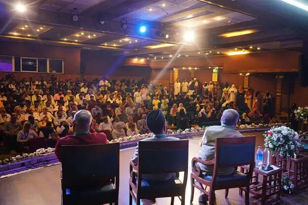 भारत के इतिहास, समाज, सभ्यता के विकास में मुसलमानों की भूमिका पर सम्मेलन का शुभारंभ