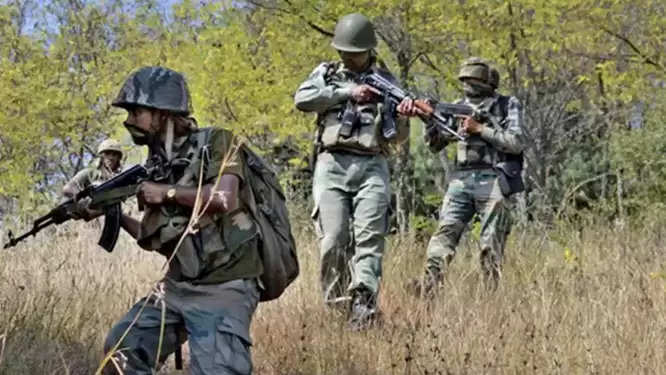 बीजापुर : मुठभेड़ में दो महिला नक्सली ढेर, हथियार, वायरलेस सेट व नक्सल सामग्री बरामद