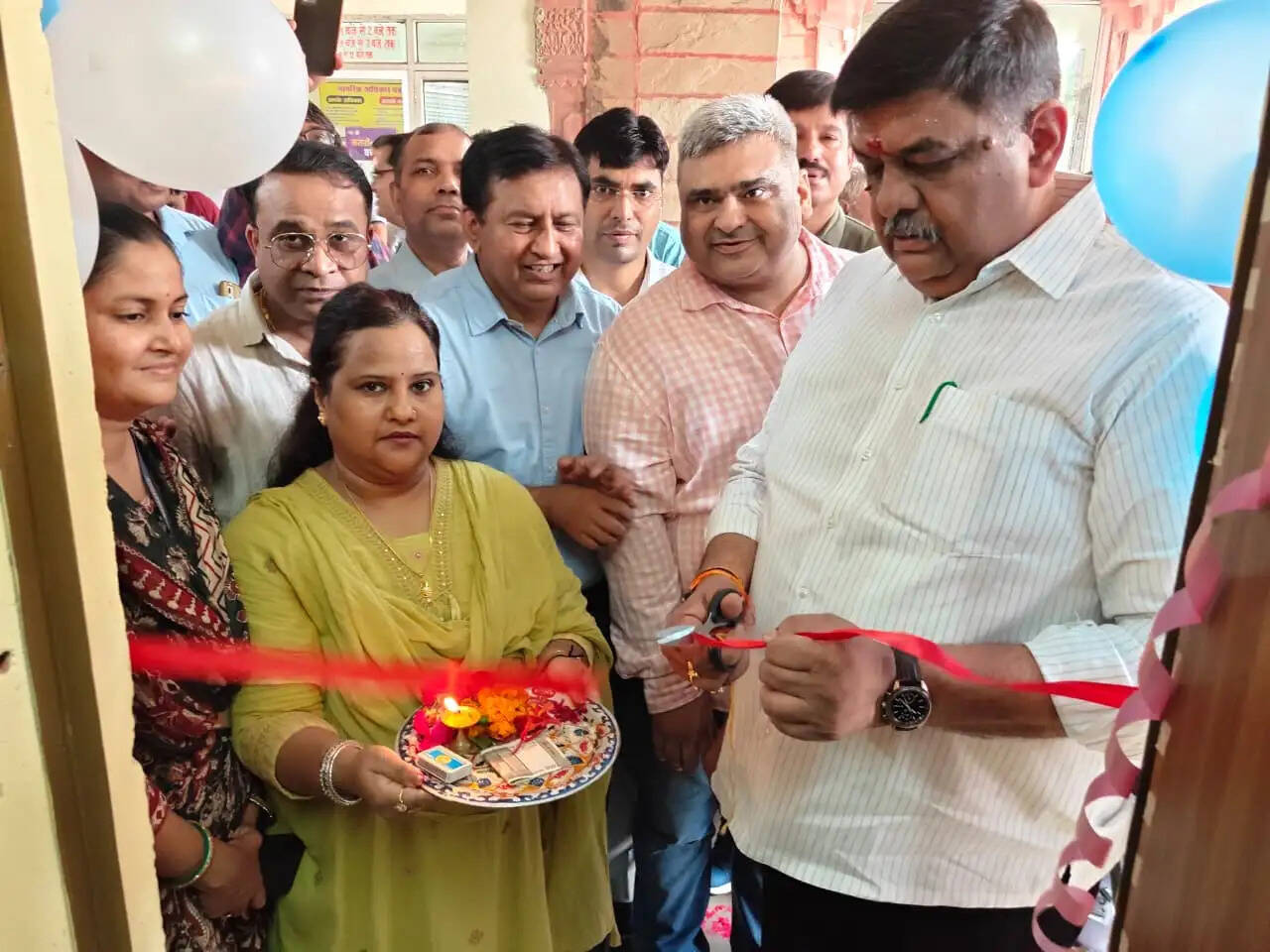 अलवर सामान्य चिकित्सालय में दो नए निःशुल्क दवा वितरण केंद्र शुरू