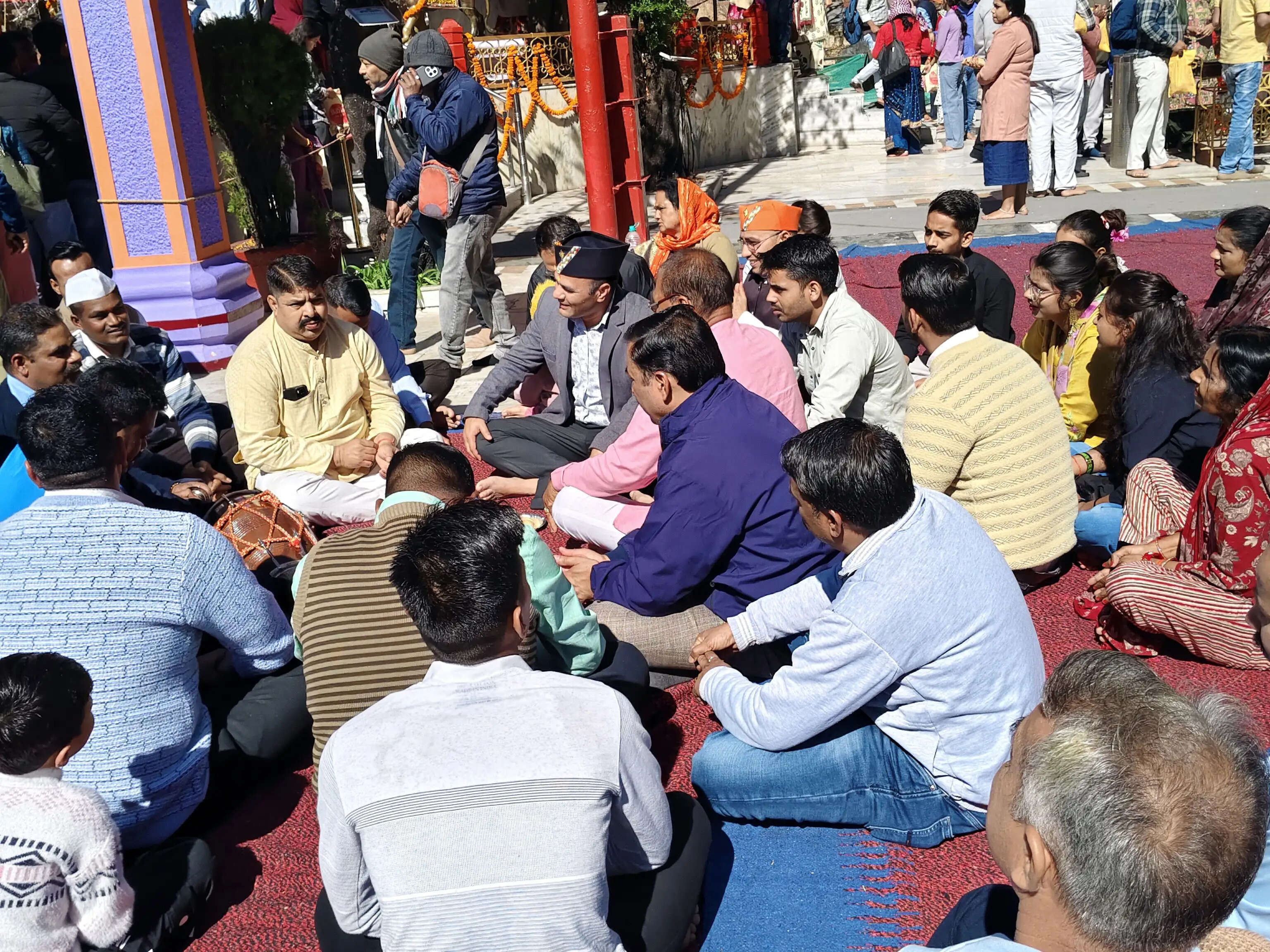 नैनीताल में साटा क्लब की डायमंड जुबली पर मां नयना देवी मंदिर में विशेष पूजा-अर्चना