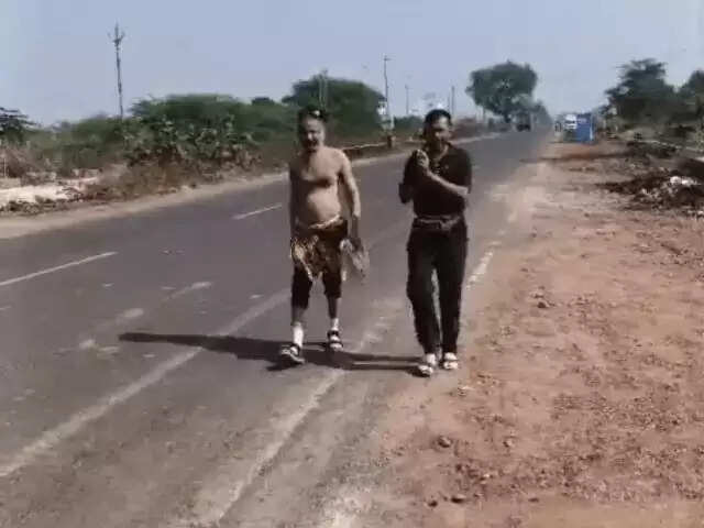 35 सौ किमी की नर्मदा परिक्रमा शुरू