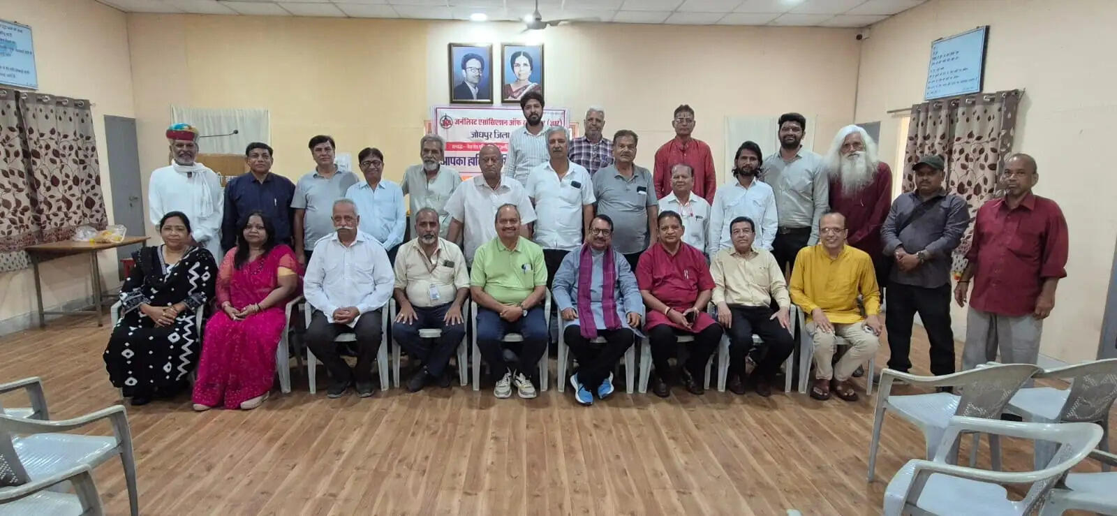 समय के साथ अखबारों और साहित्य पर बढ़ा बाजार का दबाव: सिंदल